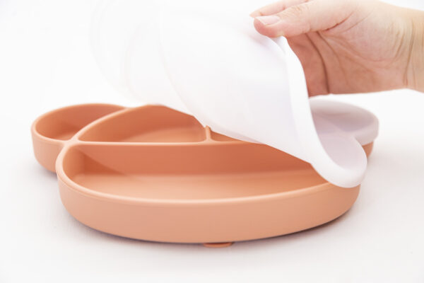 Plato Oso con tapa Silicona  Ventosa Divisiones Bebe Infantil Sopapa salmon