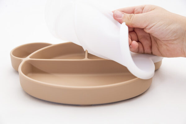 Plato Oso con tapa Silicona  Ventosa Divisiones Bebe Infantil Sopapa  Marron