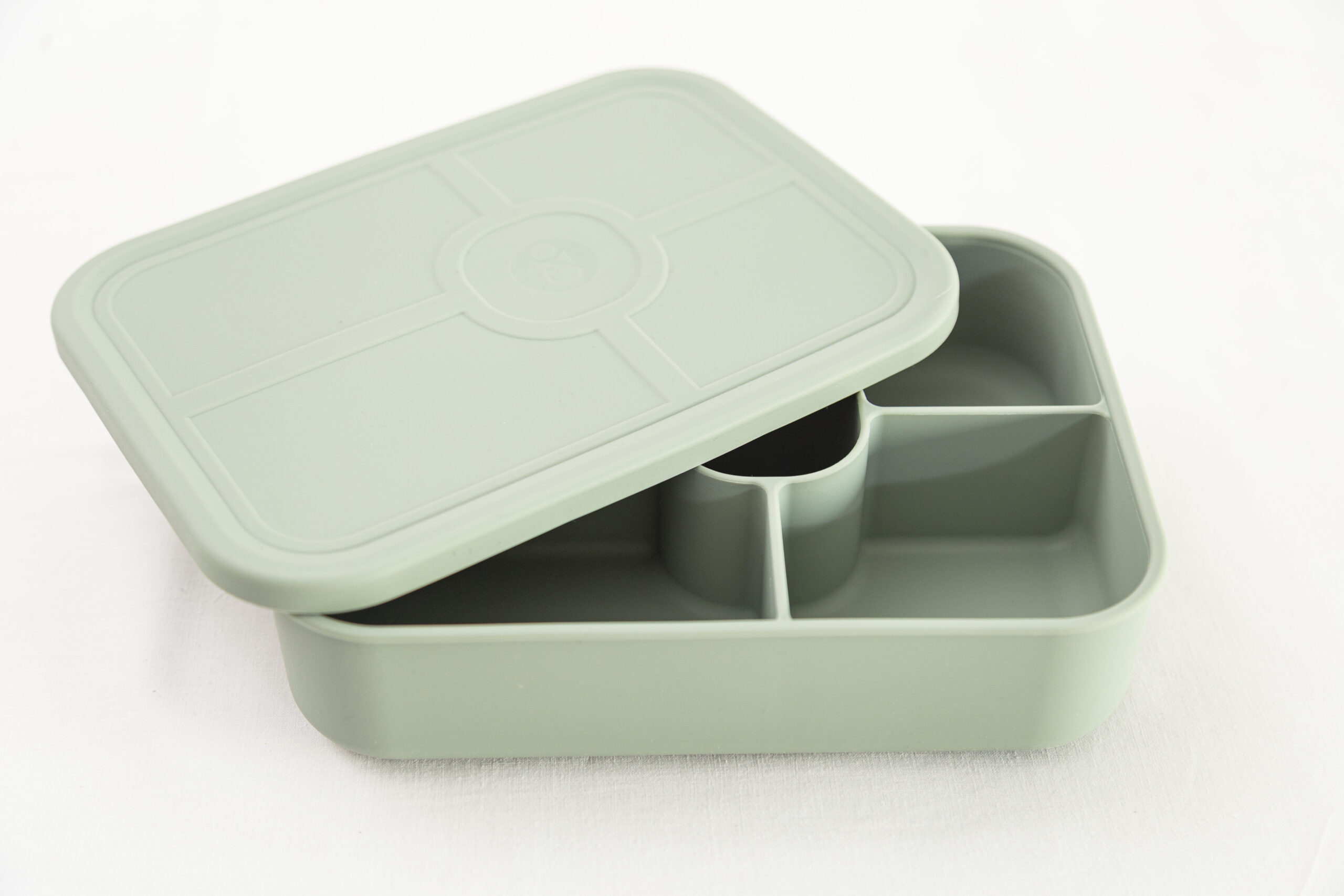 Lonchera Silicona  Divisiones Bebe Infantil Armygreen